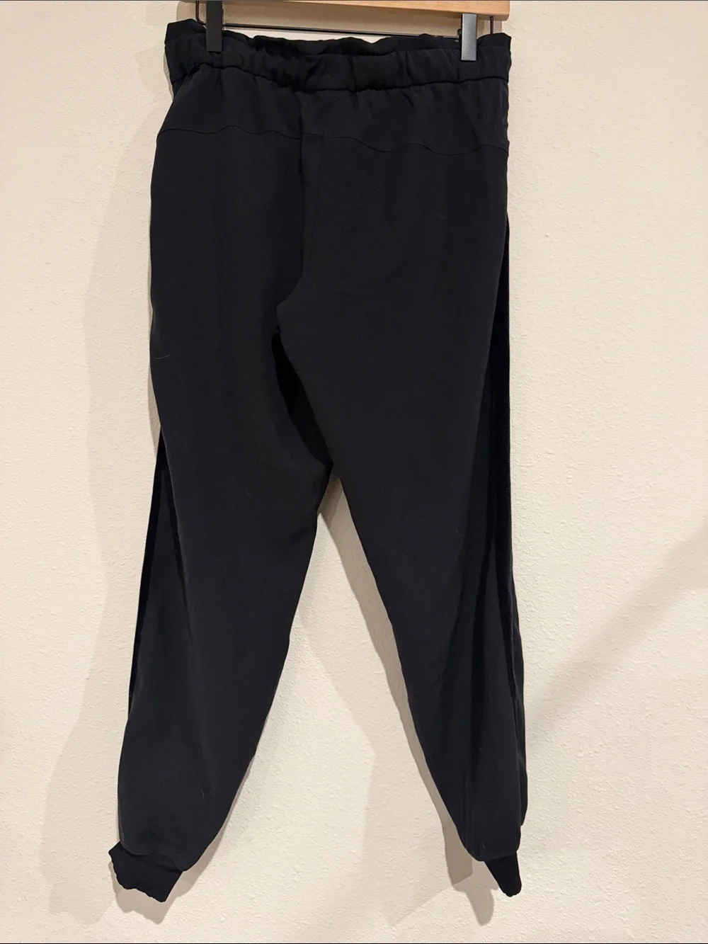 lululemon athletica Black Elastic Waist Jogger Pants